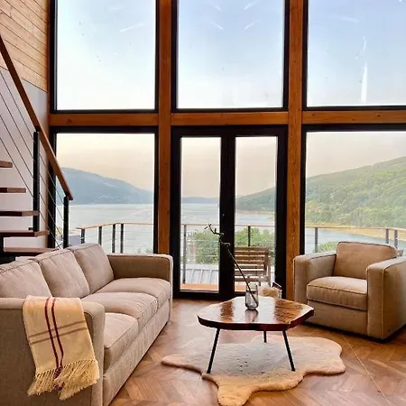 Mount Log Villa