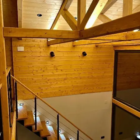 Mount Log Villa *