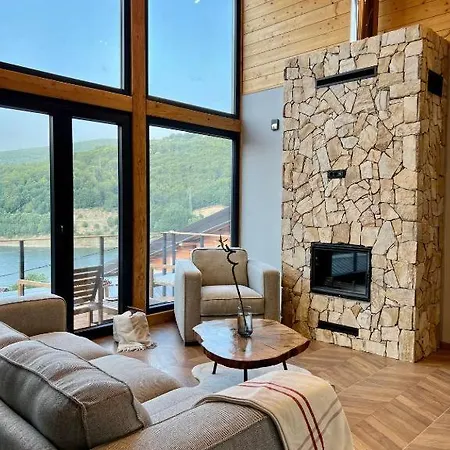 Villa Mount Log